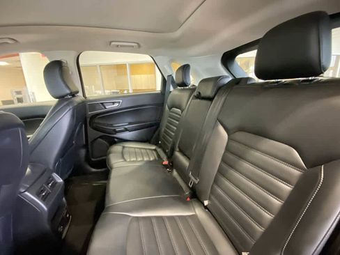 Used 2022 Ford Edge SEL w/ Convenience Package image 25