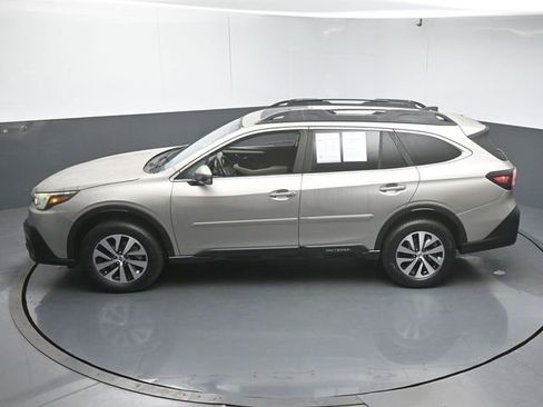 Used 2020 Subaru Outback Premium image 46