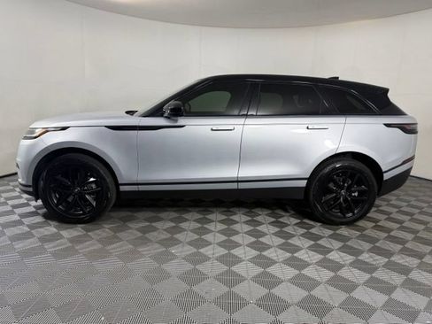Used 2025 Land Rover Range Rover Velar S AWD/4WD image 3
