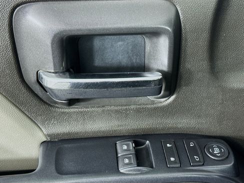 Used 2018 GMC Sierra 1500 2WD Regular Cab image 20