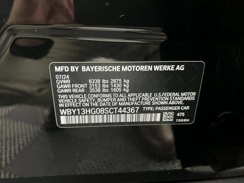 Used 2025 BMW i5 xDrive40 w/ Premium Package image 29