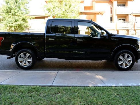 Used 2018 Ford F150 Platinum w/ Equipment Group 701A Luxury image 8