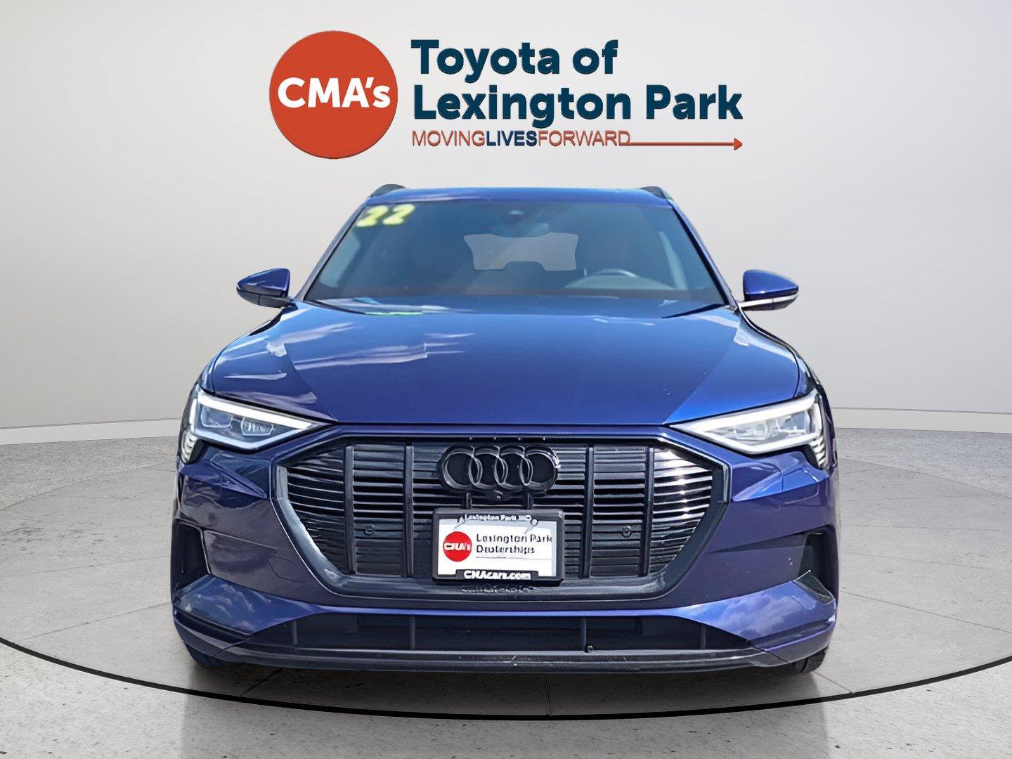 Used 2022 Audi e-tron Premium AWD/4WD image 8