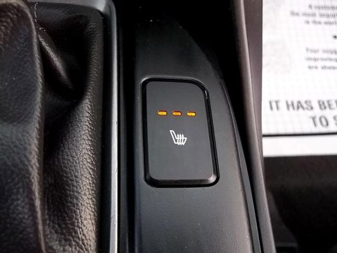 Used 2013 Hyundai Santa Fe Sport 2.0T FWD image 18