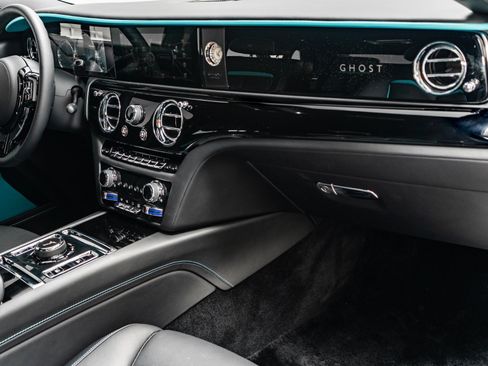 Used 2022 Rolls-Royce Ghost w/ Ghost Package AWD/4WD image 14