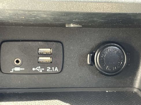 Used 2023 Subaru Forester image 29