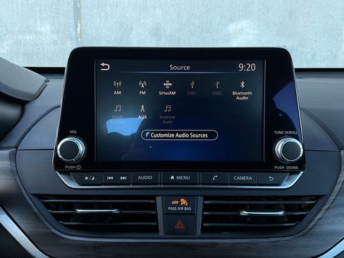 Used 2025 Nissan Altima 2.5 SV image 29