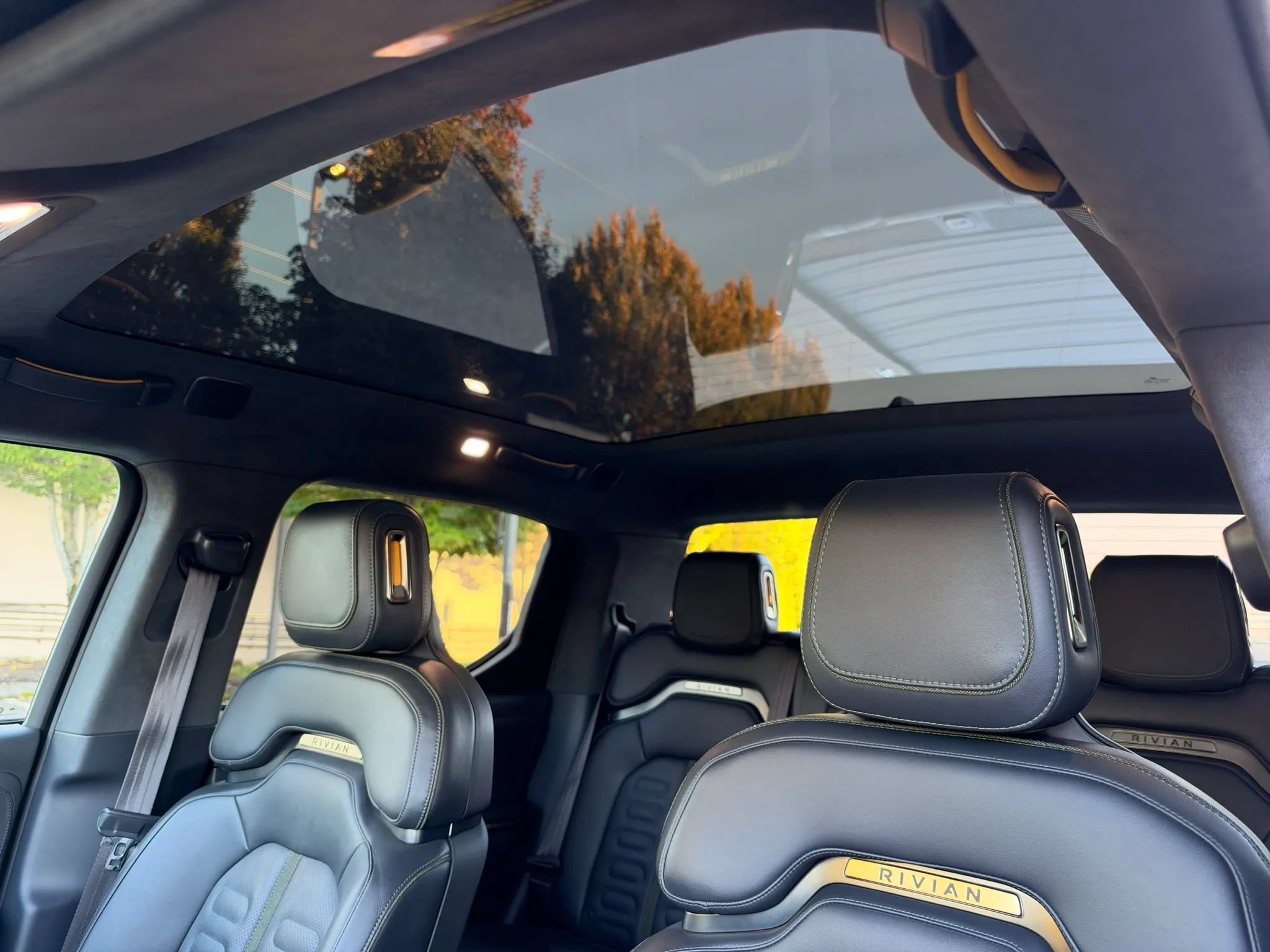 Used 2022 Rivian R1T Adventure AWD/4WD image 62