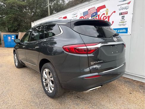 Used 2020 Buick Enclave Avenir w/ Avenir Technology Package image 8