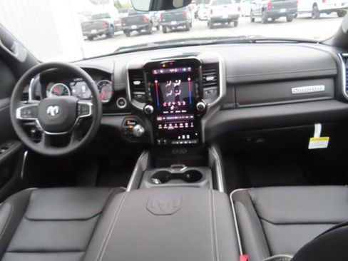 New 2026 RAM 1500 Laramie AWD/4WD image 27