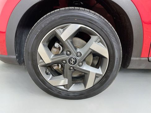 Used 2022 Hyundai Venue SEL w/ Cargo Package image 33