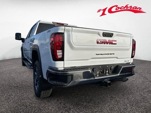New 2026 GMC Sierra 2500 SLE image 4