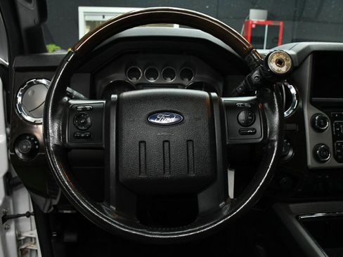 Used 2016 Ford F250 Platinum AWD/4WD image 22