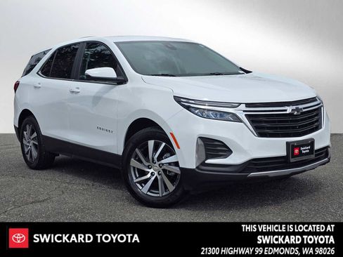 Used 2024 Chevrolet Equinox LT image 1