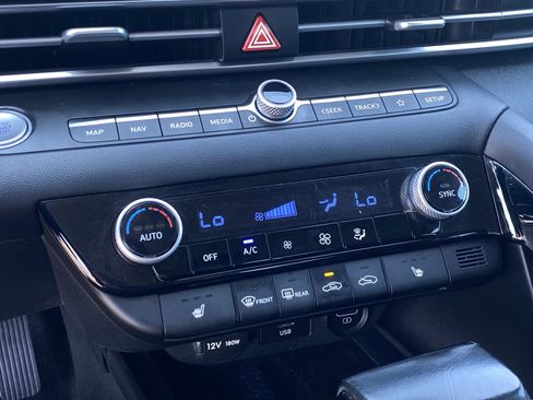 Certified 2023 Hyundai Elantra SEL w/ Convenience Package FWD image 23