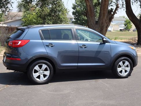 Used 2011 Kia Sportage LX w/ Convenience Pkg FWD image 4