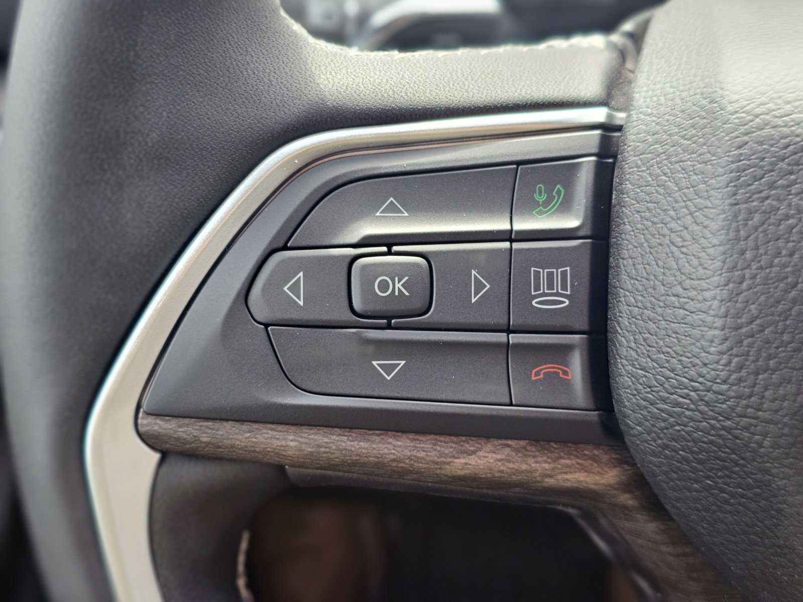 New 2027 Jeep Grand Cherokee Limited AWD/4WD image 27