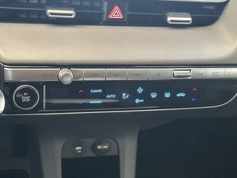 Certified 2024 Hyundai Ioniq 5 SEL image 23