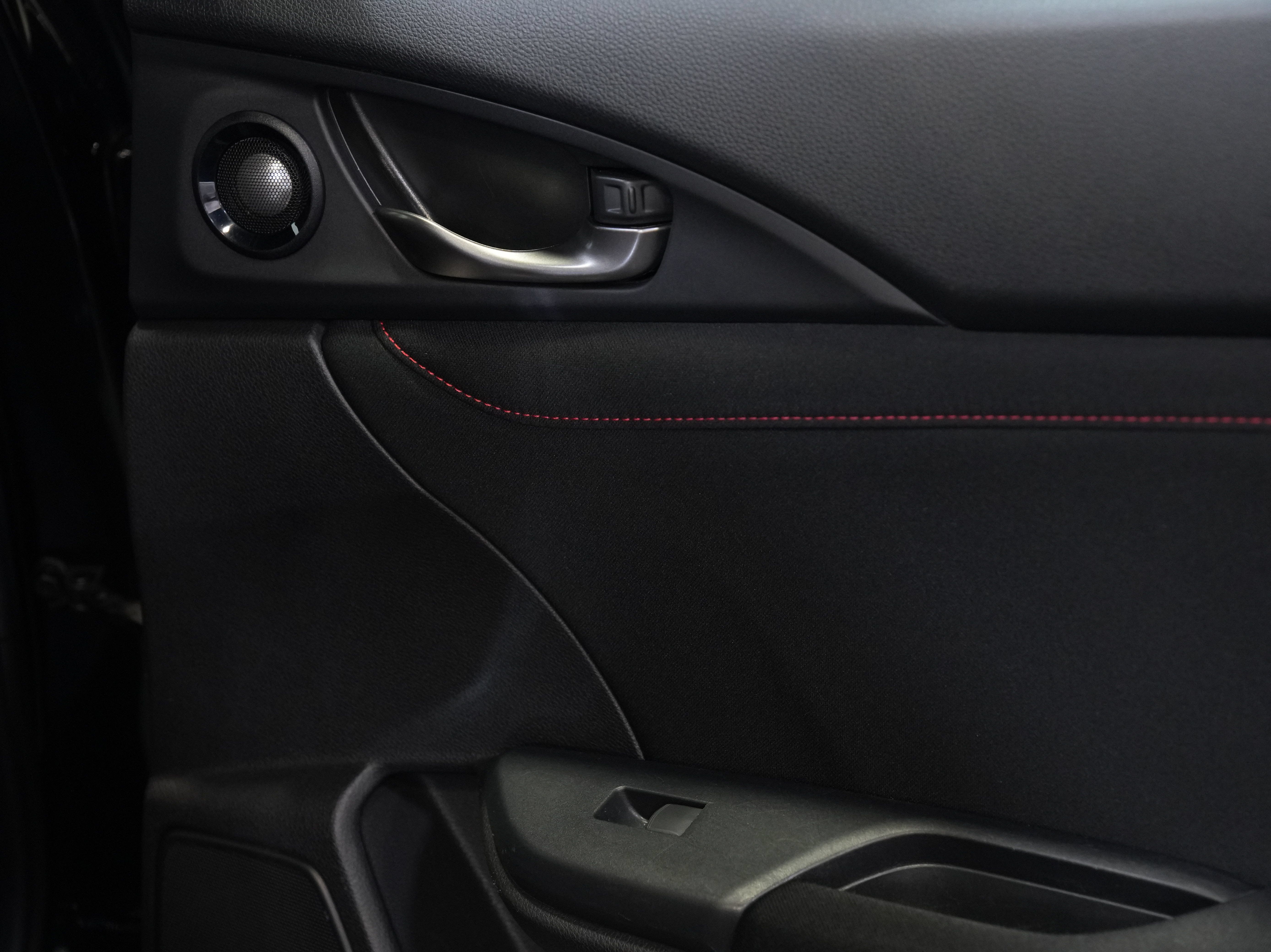 Used 2018 Honda Civic Type R image 26