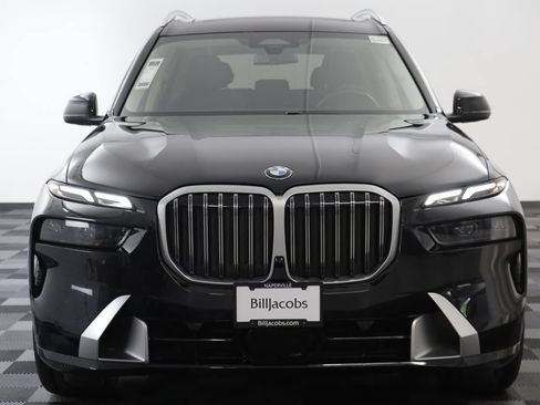 Certified 2024 BMW X7 xDrive40i w/ Parking Assistance Package AWD/4WD image 21