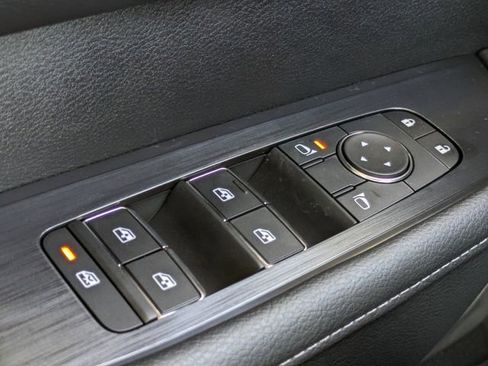 New 2026 Nissan Armada SV RWD image 25