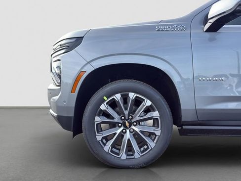 New 2026 Chevrolet Tahoe High Country AWD/4WD image 16