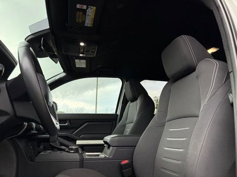 Used 2024 Toyota Tacoma TRD Off-Road image 25