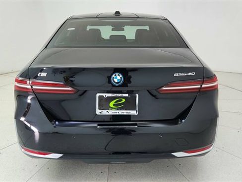 Used 2024 BMW i5 eDrive40i w/ Premium Package image 5
