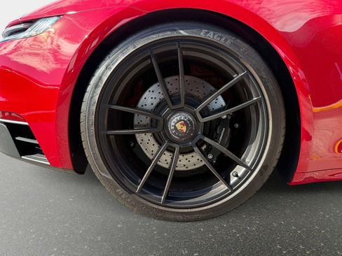 Used 2023 Porsche 911 Carrera 4 GTS image 19