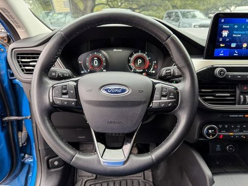 Used 2021 Ford Escape SEL w/ Technology Package image 9