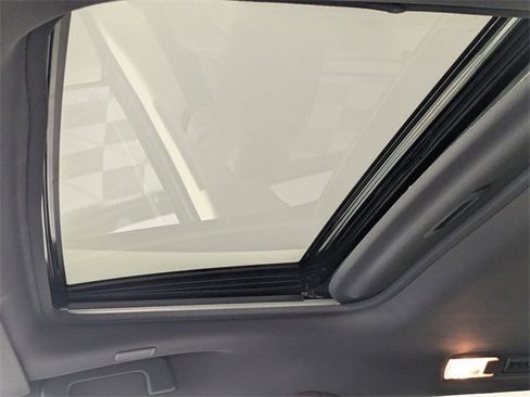 Used 2024 Toyota Sienna Platinum image 13