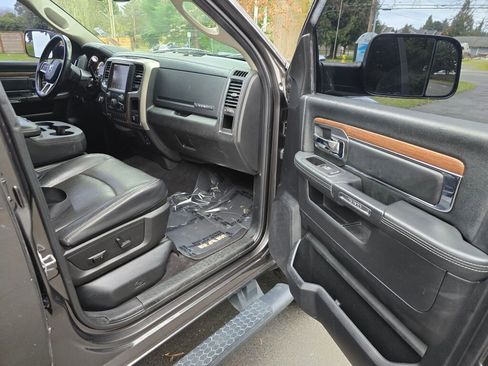 Used 2017 RAM 3500 Laramie w/ Sport Appearance Group image 15