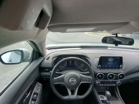 Used 2023 Nissan Sentra SV image 33