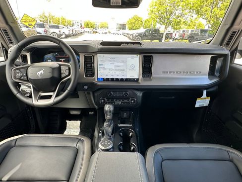 New 2026 Ford Bronco Outer Banks AWD/4WD image 20