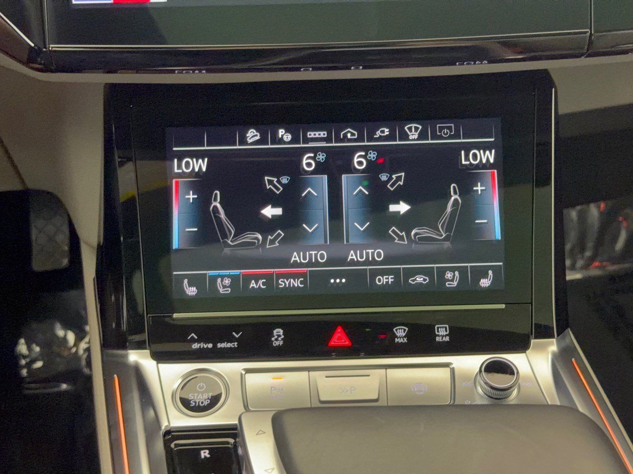 Used 2024 Audi Q8 e-tron Prestige AWD/4WD image 22