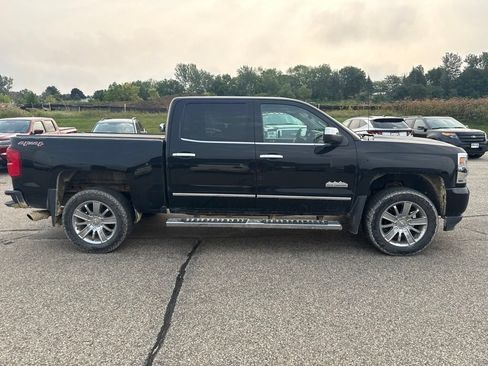 Used 2017 Chevrolet Silverado 1500 High Country AWD/4WD image 8