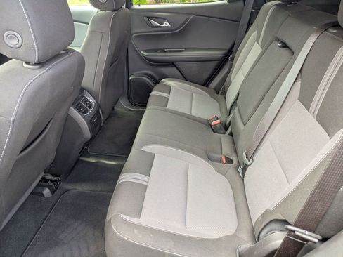 Used 2025 Chevrolet Blazer LT image 28