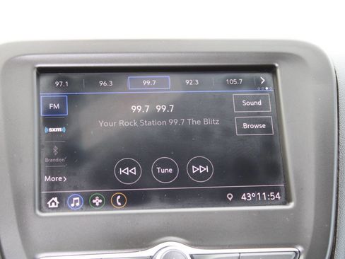 Used 2021 Chevrolet Equinox LT image 20