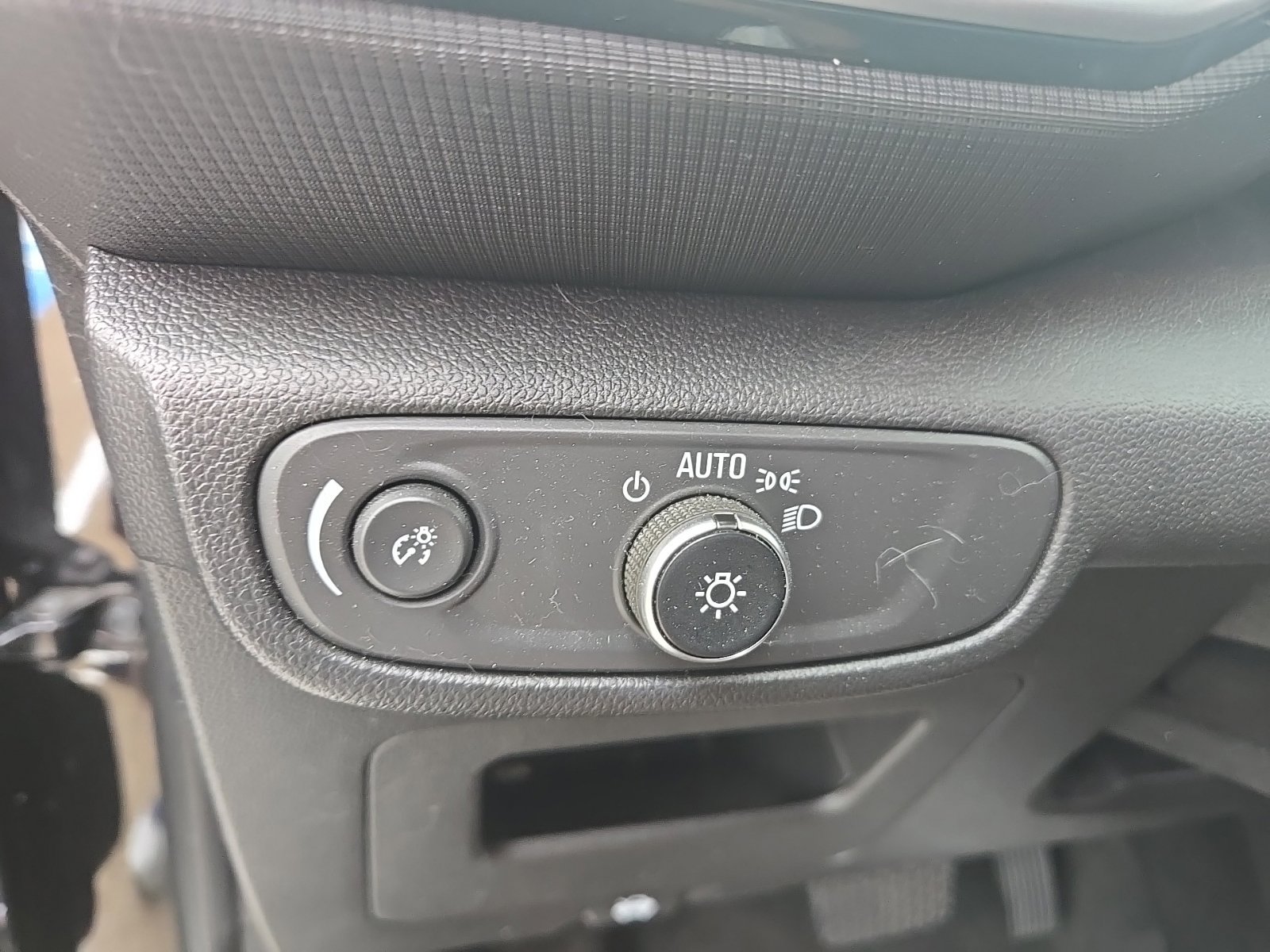 Used 2021 Chevrolet TrailBlazer LS FWD image 11