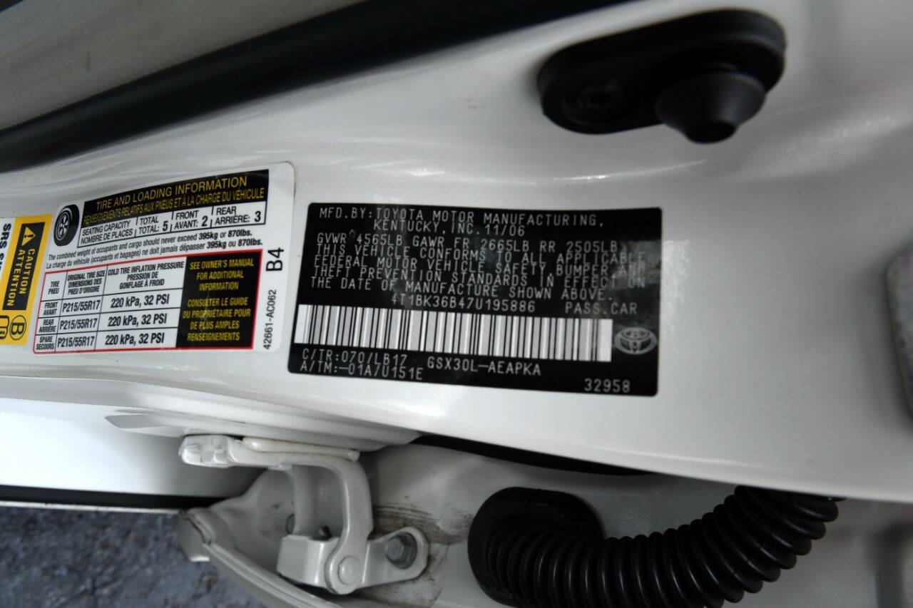 Used 2007 Toyota Avalon Touring FWD image 29