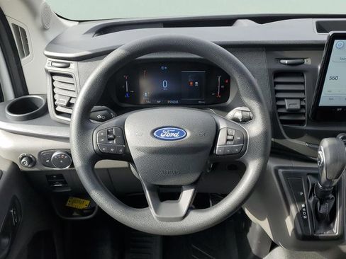New 2026 Ford Transit 250 148 Medium Roof RWD image 30