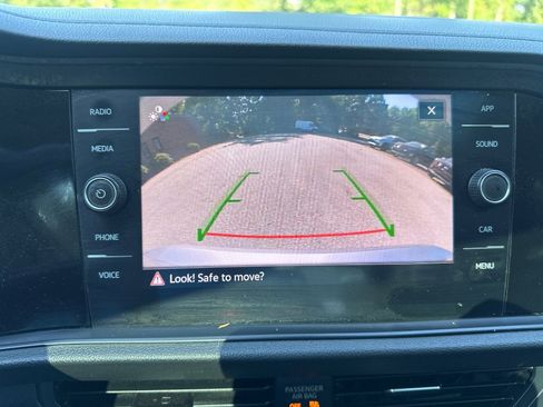 Used 2021 Volkswagen Jetta SEL FWD image 31