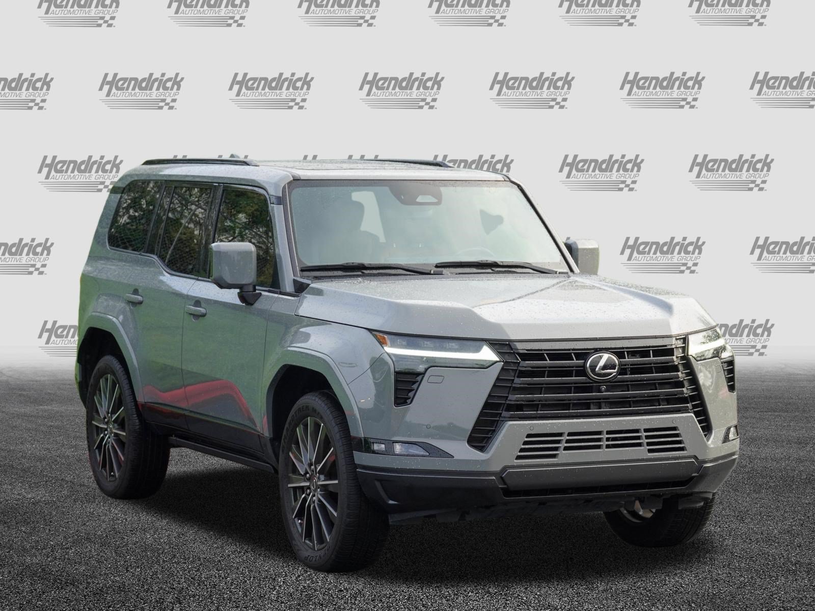 Used 2024 Lexus GX 550 w/ Accessory Package (Z1) AWD/4WD image 2