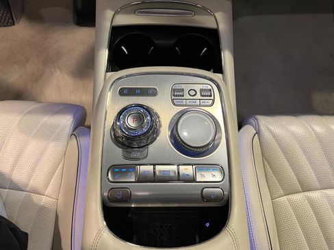 Used 2023 Genesis G90 3.5T image 20