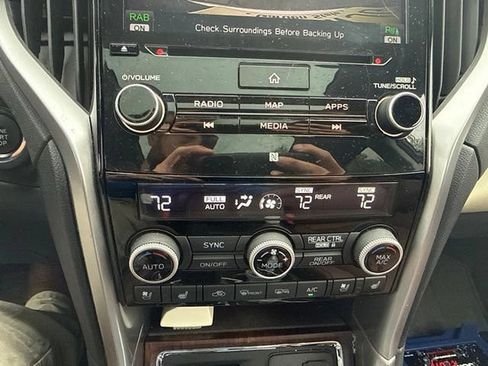 Used 2020 Subaru Ascent Touring AWD/4WD image 16