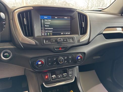Used 2019 GMC Terrain SLE w/ Driver Convenience Package image 12