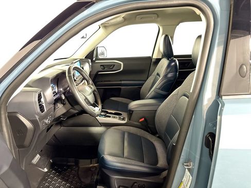 Used 2022 Ford Bronco Sport Outer Banks w/ Tech Package AWD/4WD image 11
