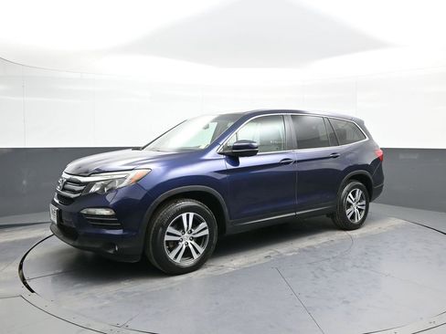 Certified 2017 Honda Pilot EX-L image 10