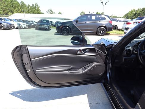 Used 2020 MAZDA MX-5 Miata RF Club RWD image 41