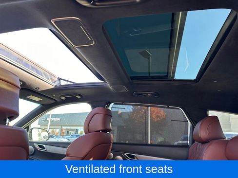 Used 2025 Genesis GV80 3.5T Prestige image 24
